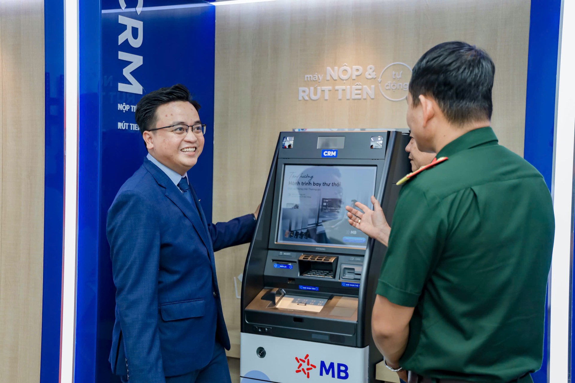 MB khai trương SmartBank Hàm Thuận, thúc đẩy tài chính số tại địa phương